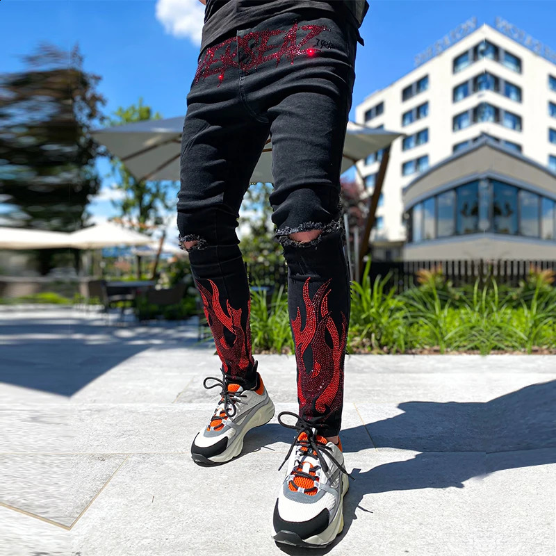 Mens ripped black diamond pencil jeans ultra-thin mens street punk denim pants 241008