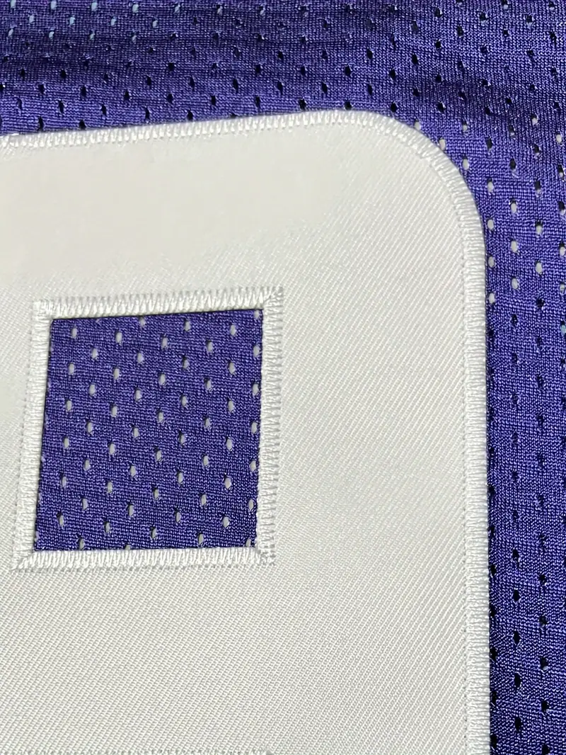 #18 Justin Jefferson Comfy V-Neck Football Jersey Purple Mesh Embroidery for Training and Competition Breathable Moisture-Wicking American Football Sh