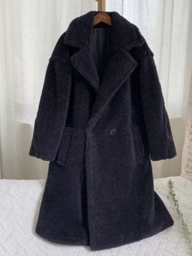 White wool coat womens winter thick warm teddy ultrafine casual long sleeved lapel 241009