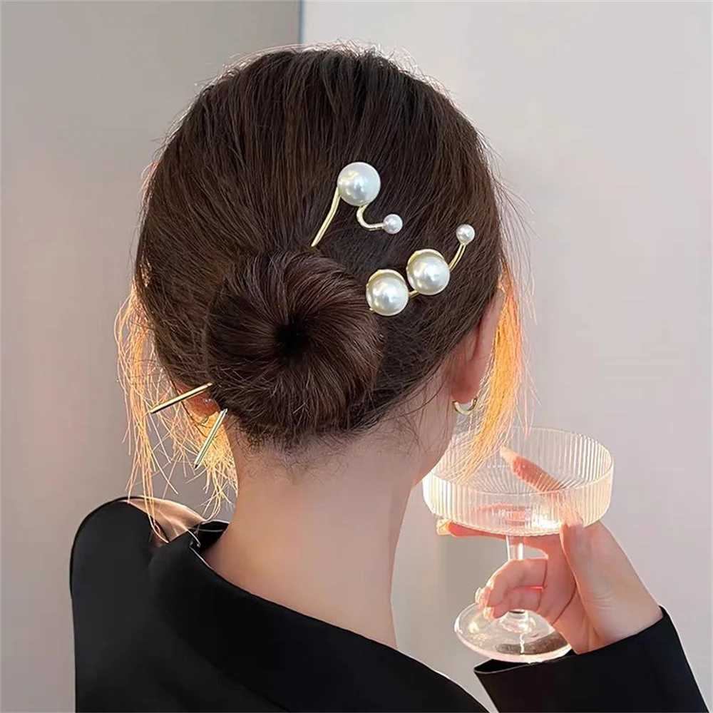 Luxury imitation pearl winding retro conical hair clip womens hair clip with needle wearing wedding headwear wholesale W241007
