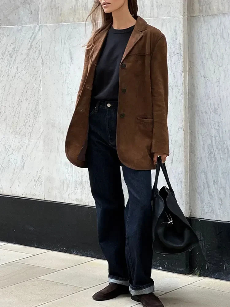 Fashionable brown suede buttons pocket jacket womens casual lapel long sleeved jacket womens autumn warm street jacket 241007