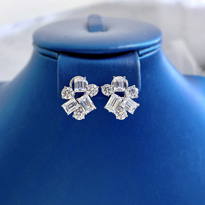 Sterg Sier Moissanite Clip Earrings, Round Cut White Dia Eternity Elegant Wedding Jewelry Gift for Women