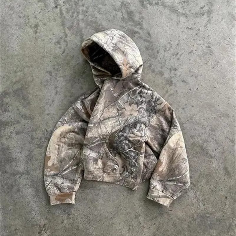 Y2K Tracksuit Men Street Hip Hop Oversized Camo Hoodies 2 Piece Set Retro Camouflage Pattern Sweatshirts Clothes for Men 241007