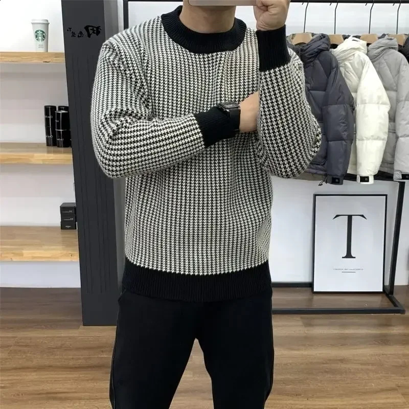 Man Clothes Round Collar Plaid Knitted Sweaters for Men Pullovers Crewneck Black Spring Autumn Elegant Sheap A S 240930