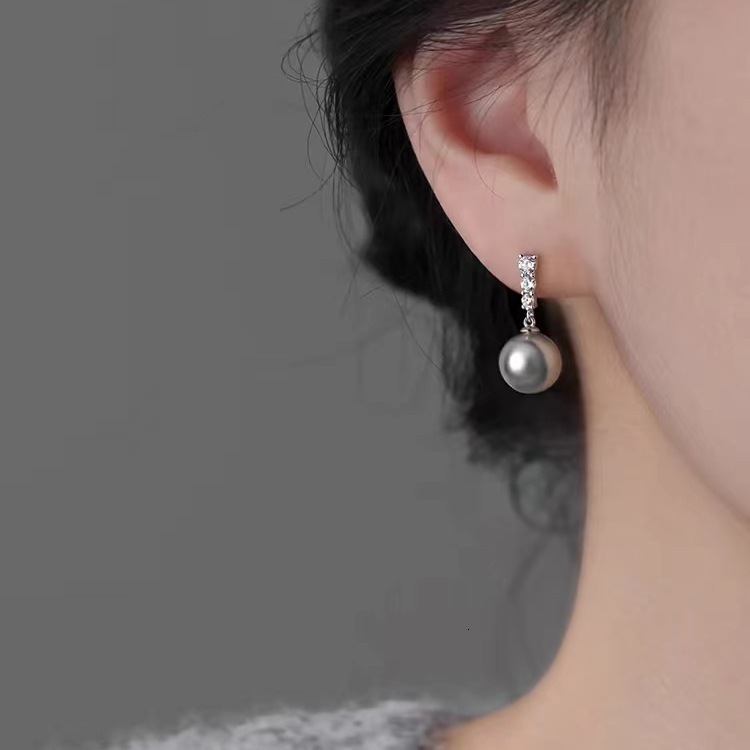 Pearl New 2024 Women's Earrings, niche design, high-end earrings