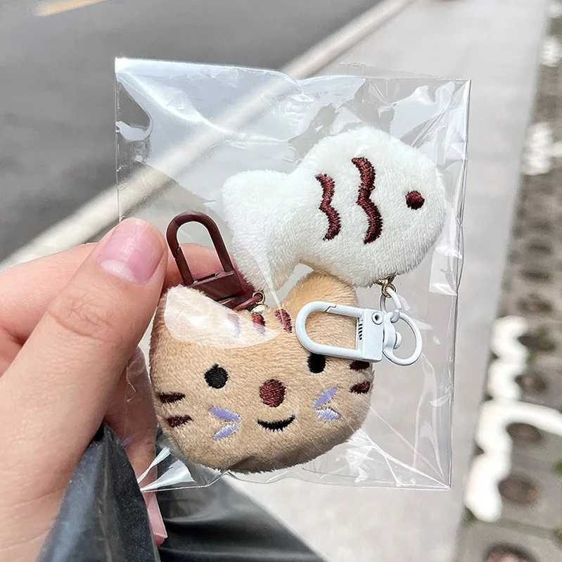1/2 cartoon fun cat fish keychain couple cute Kai plush toy creative little kitten doll keychain bag hanger decorationXJ250409