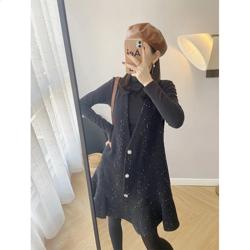 MEXZT retro coarse woolen mini dress womens elegant pleated Vneck onepiece winter black sun skirt Korean sleeveless vest 241007