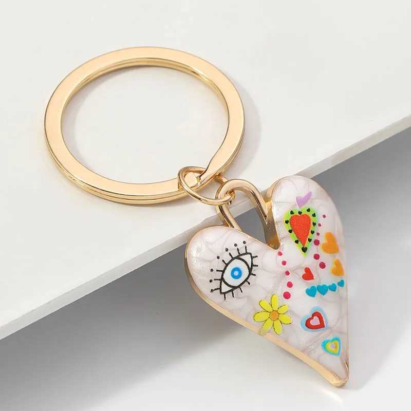 Fashion Abstract Art Style Heart Keychain for Women Personality Enamel Eye Flower Heart Key Ring Bag Car Key Decoration JewelyX241008