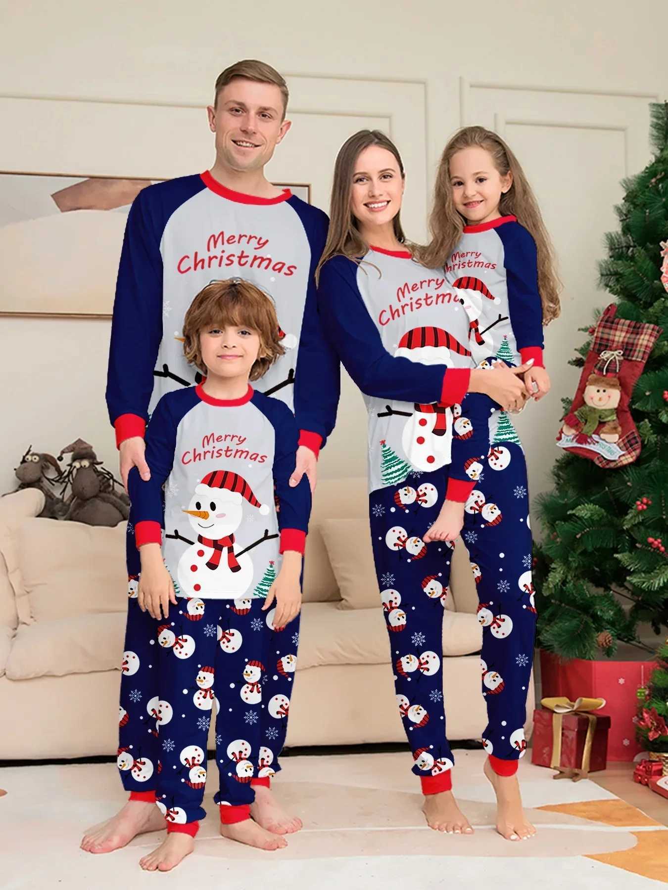 Full set of snowman print mom dad child matching set Christmas pajamas set cute soft 2-piece set baby jumpsuit family appearance Pjs W241008