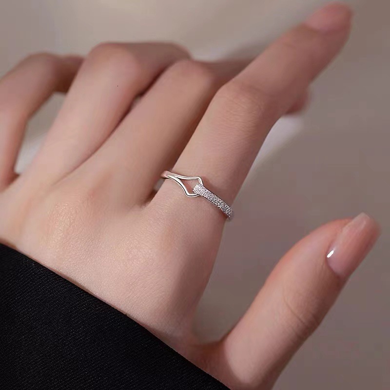 ginkgo for women, light luxury index finger ring, niche design, high-end sensory ring