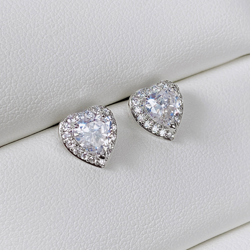 Luxury Jewelry 925 Sterling Silver Girl White Topaz CZ Diamond Simple Fine Party Women Wedding Heart Stud Earring Gift Wedding Jewelry