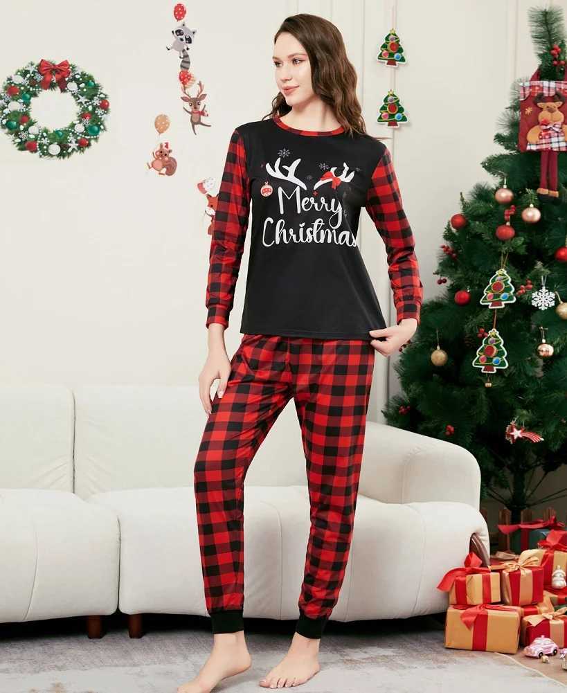 2025 Christmas Family Matching Pajamas Happy Christmas Deer Print Childrens Baby Clothing Top+Pants 2PCS Christmas Pajamas Dog Clothing W241008