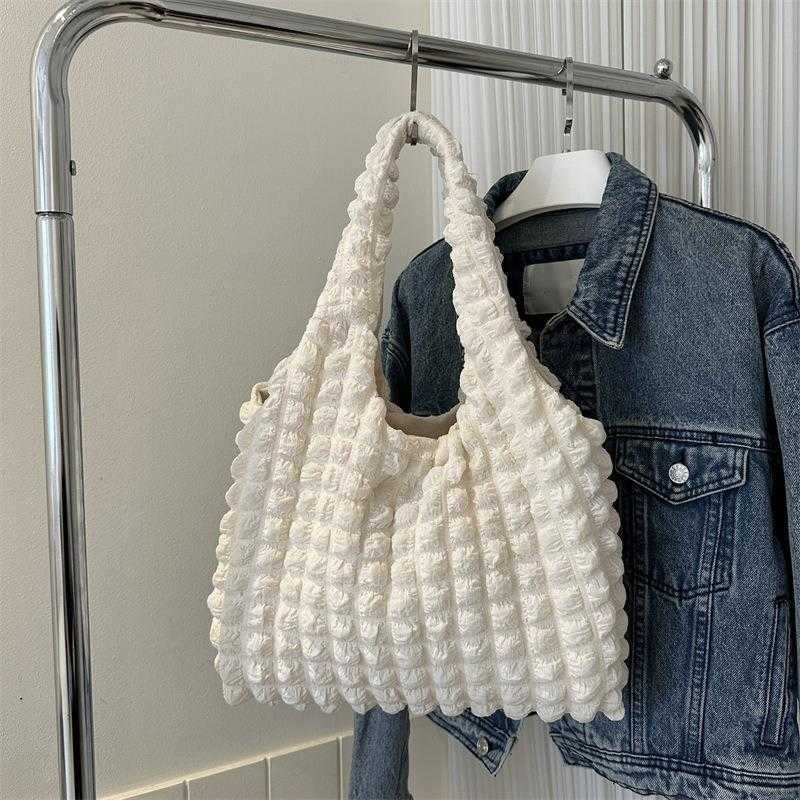 CMM Leisure and Minimalist Underarm Bag Autumn New Fashion Trend Large Capacity Tote Bag Fashion and Stylish Shoulder Bag
