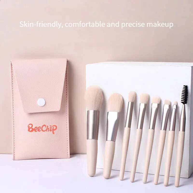 8 pieces of womens makeup brush set soft and non sticky made naturally from high-quality synthetic hair brushes and makeup tools 241008