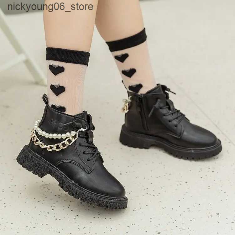 Boots Girls tide Boots 2023 Autumn New Childrens All-match Solid Black Korean Wind Chains Breathable Classic Ankle Boots Breathable L240910