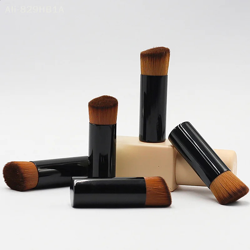 Tilted head kabuki makeup brush concealer powder blusher contour liquid basic professional makeup brush makeup tool party 241008