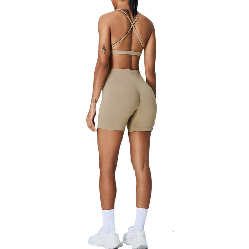 New Seamless Suit for Women's Peach Hip Lift Yoga Shorts Cross Back Running Set