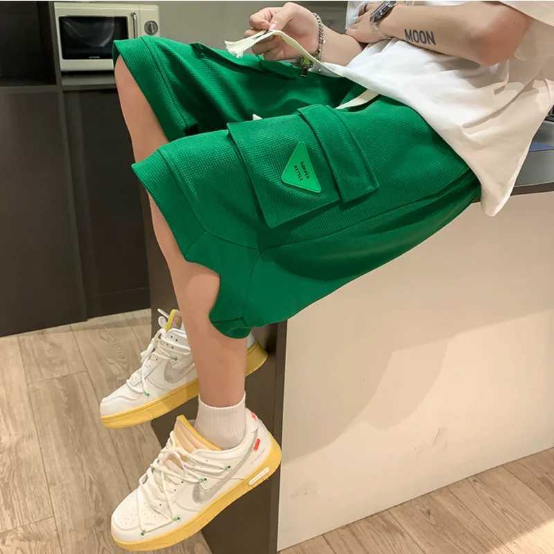 2023 Spring Mens Shorts Korean Fashion Green Shorts Harajuku Street Mens Clothing Casual ShortsW240713