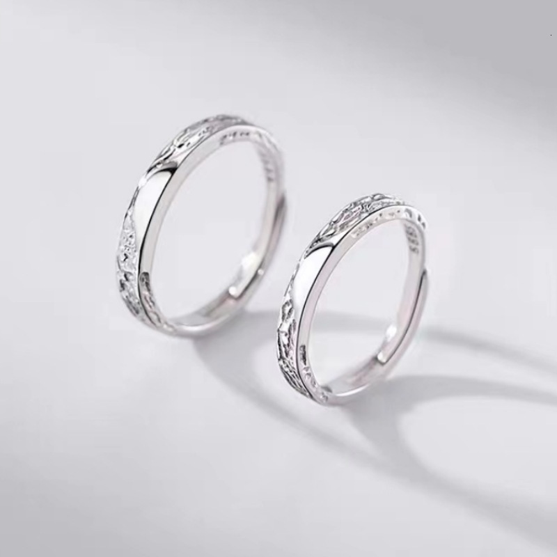 light luxury plain index finger ring, niche men's and women's tail rings, open mouth couple ring