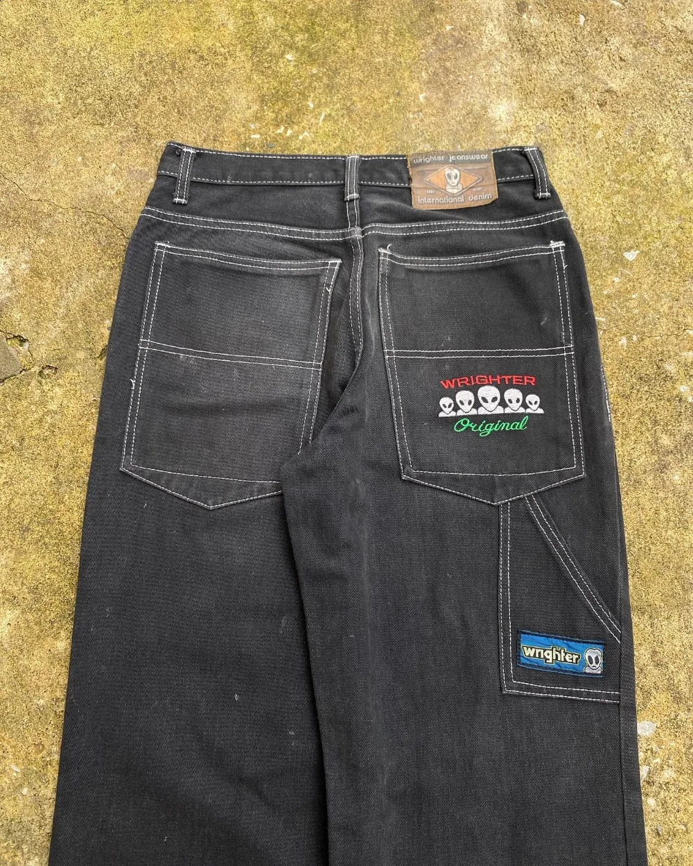 Street wear Y2K jeans mens Harajuku hip-hop retro graphic embroidered pocket jeans denim pants high waist wide Trouser 241008