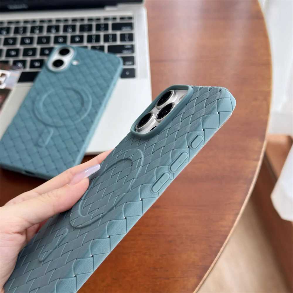 Cellphone Case 16promax case woven pattern soft iPhone 16 15 14 12 13 16 Pro Max 11 16Plus magnetic wireless charging cover G241008