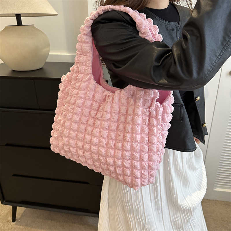 CMM Leisure and Minimalist Underarm Bag Autumn New Fashion Trend Large Capacity Tote Bag Fashion and Stylish Shoulder Bag