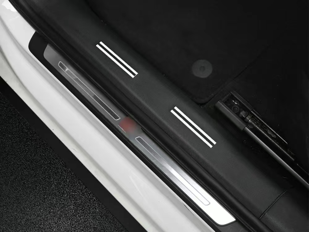 LCD Welcome Pedal With Light Side Pedal Light Pedal Car Door Pedal Suitable For Audi A4 B9 A5 B9 S4 S5