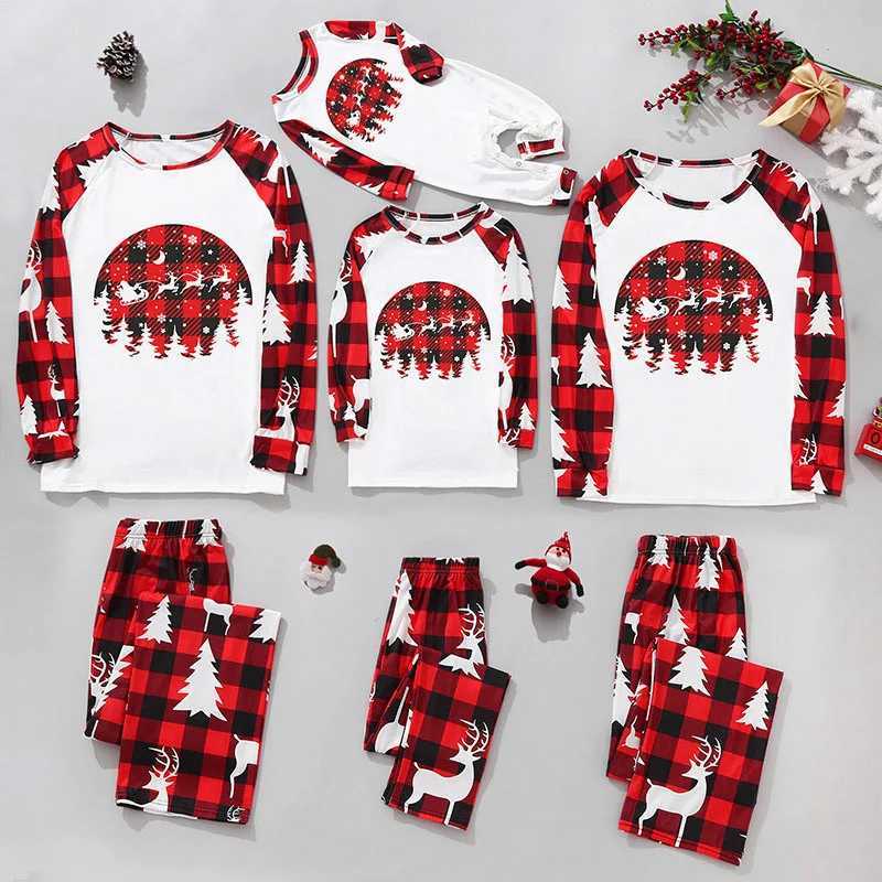 Mom Dad and I pajama set baby jumpsuit New Years girl boy mom dad costume cartoon printing Christmas family matching set W241008