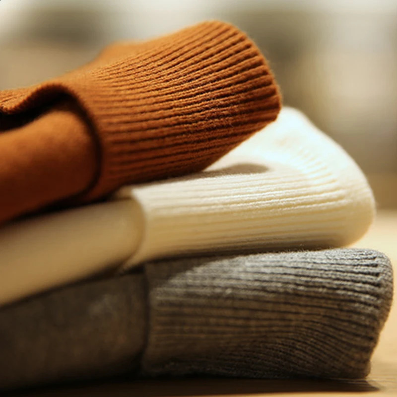 High Quality Turtleneck Sweater Men Pullover Basic Solid TurtleNeck Male Black Wine red Green Grey Purple Knitwear Man 240930
