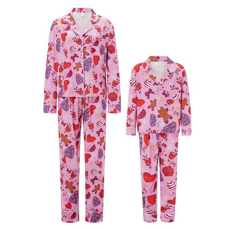 2015 New Family Matching Christmas Pajama Set with Heart Shaped Printed Long Sleeve Top and Autumn/Winter Elastic Waist Pants W241008