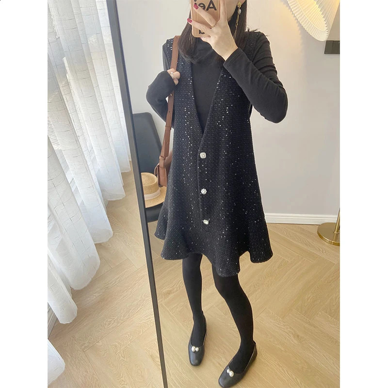 MEXZT retro coarse woolen mini dress womens elegant pleated Vneck onepiece winter black sun skirt Korean sleeveless vest 241007