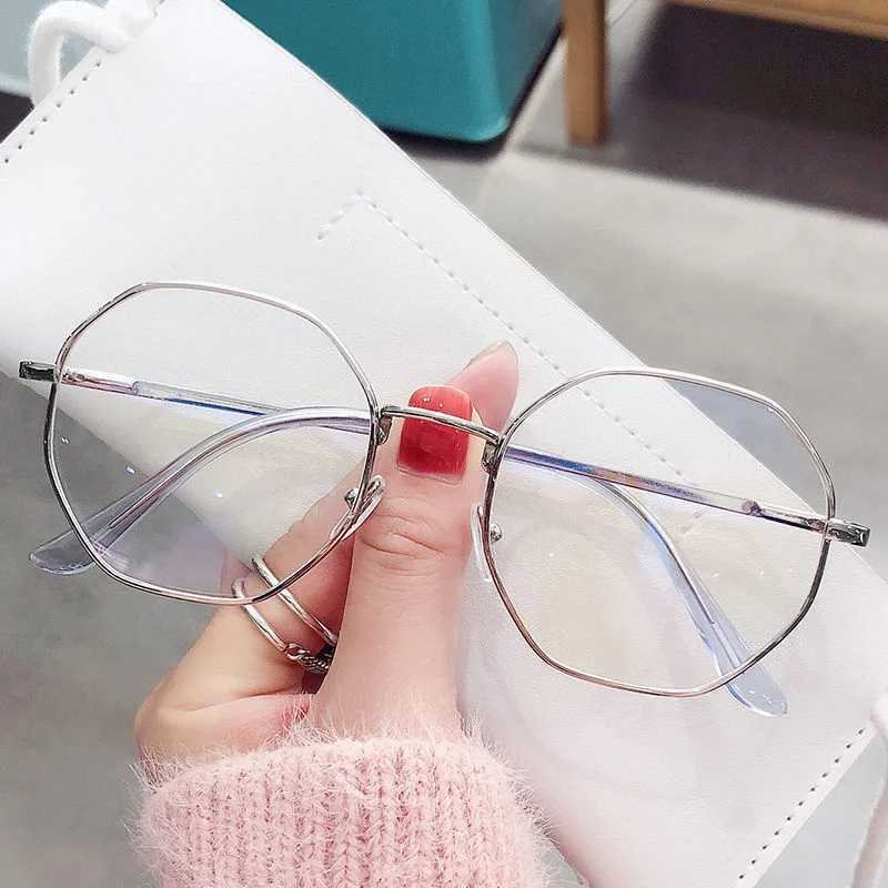 Retro Unisex Polygon Anti Blue Light Glasses Metal Frame Flat Ocular Fashion Comfortable Transparent Spectacle For Women MenX241008