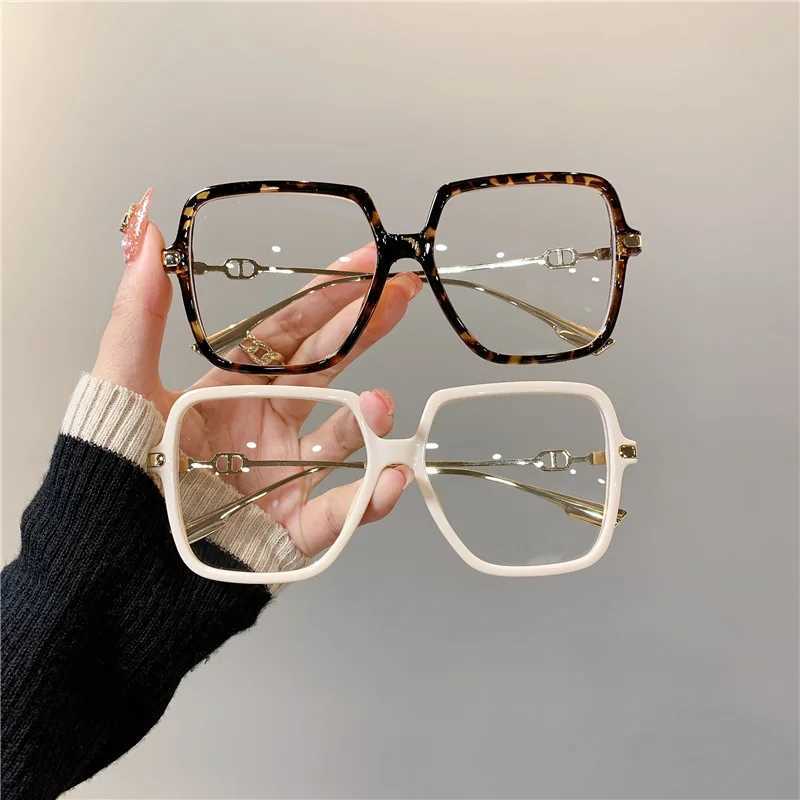 Fashion Oversized Square Eyewear Retro Womens Anti-blue Light Bloking Metal Frame Glasses Trend Optical Computer EyeglassesX241008