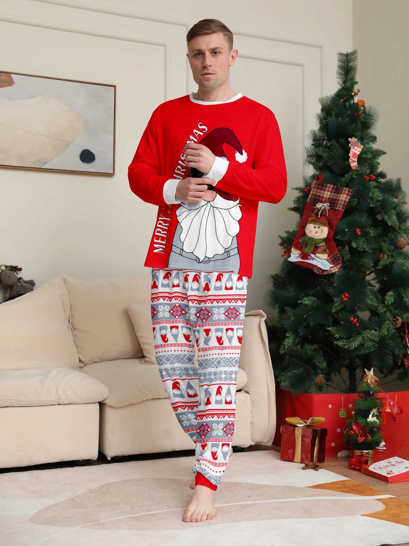 2015 Christmas Family Matching Pajamas Santa Claus Happy Christmas Printing Adult Children Family Matching Set Christmas Family Pjs W241008