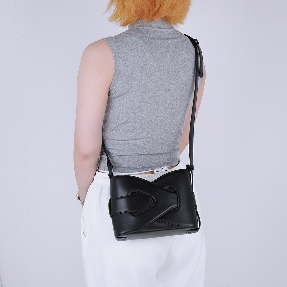 Intertwined Fashion Handbag PU Leather Chic Underarm With Adjustable Strap Trendy Crossbody Bag Solid Color Everyday Purse