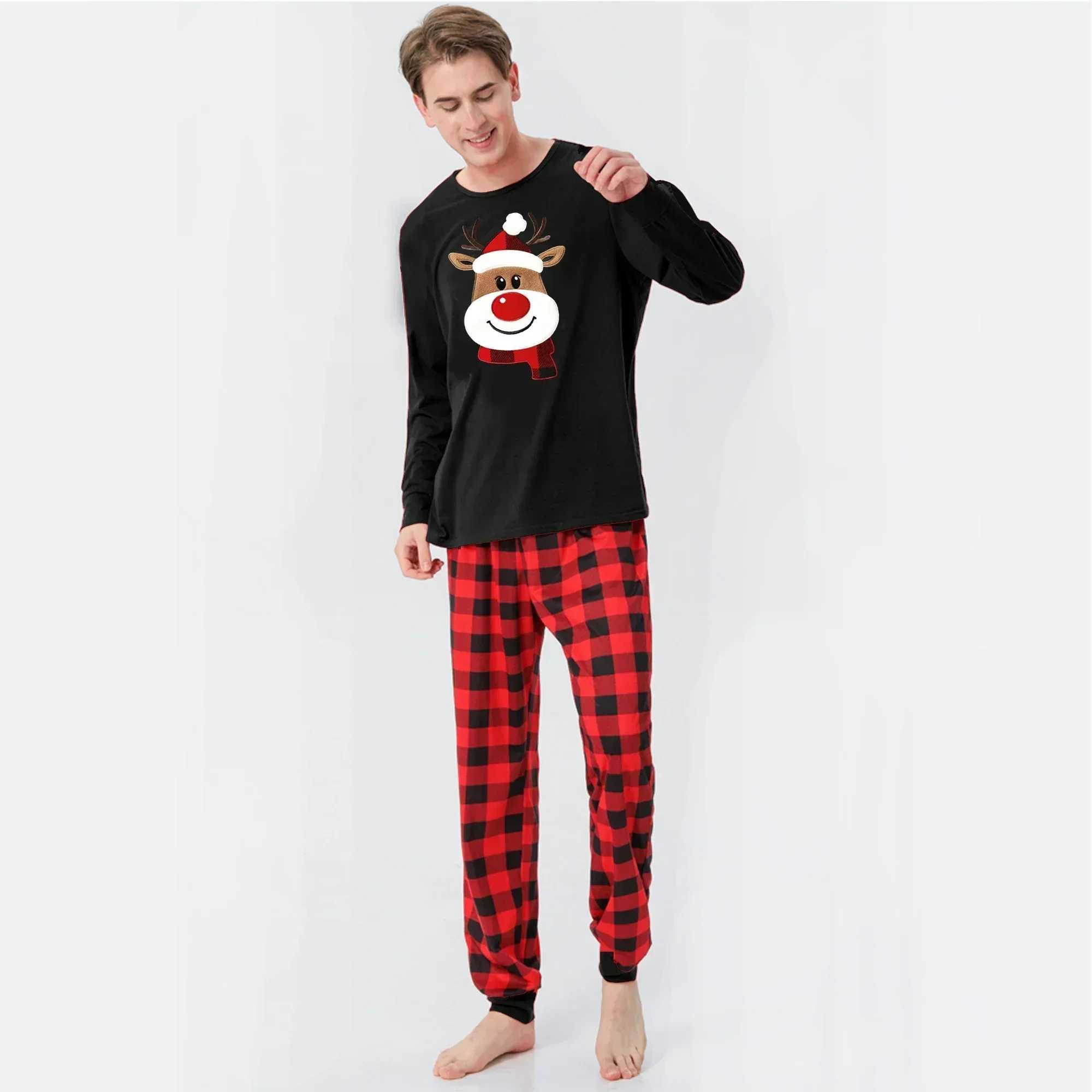 New Christmas 2024 Cartoon Deer Printed Pajama Set Family Matching Set Soft 2-piece Set Casual Clothing Baby Dog jumpsuit Christmas Appearance W241008