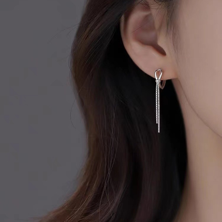 Pure sier needle knotted tassel for women 2024 new cool style earrings