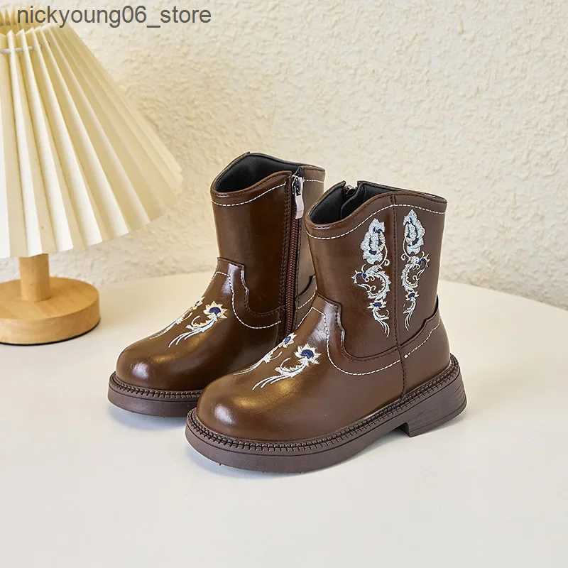 Boots 2024 Children Leather Shoes for Girls Autumn New Fashion Chinese Style Embroidery Soft Anti-slippery Plush Keep Warm Short Boots L240910