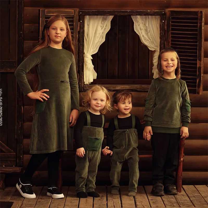 Velour set polar wool pockets family clothing tops and jumpsuits full body drape elegant green button contraction W241008