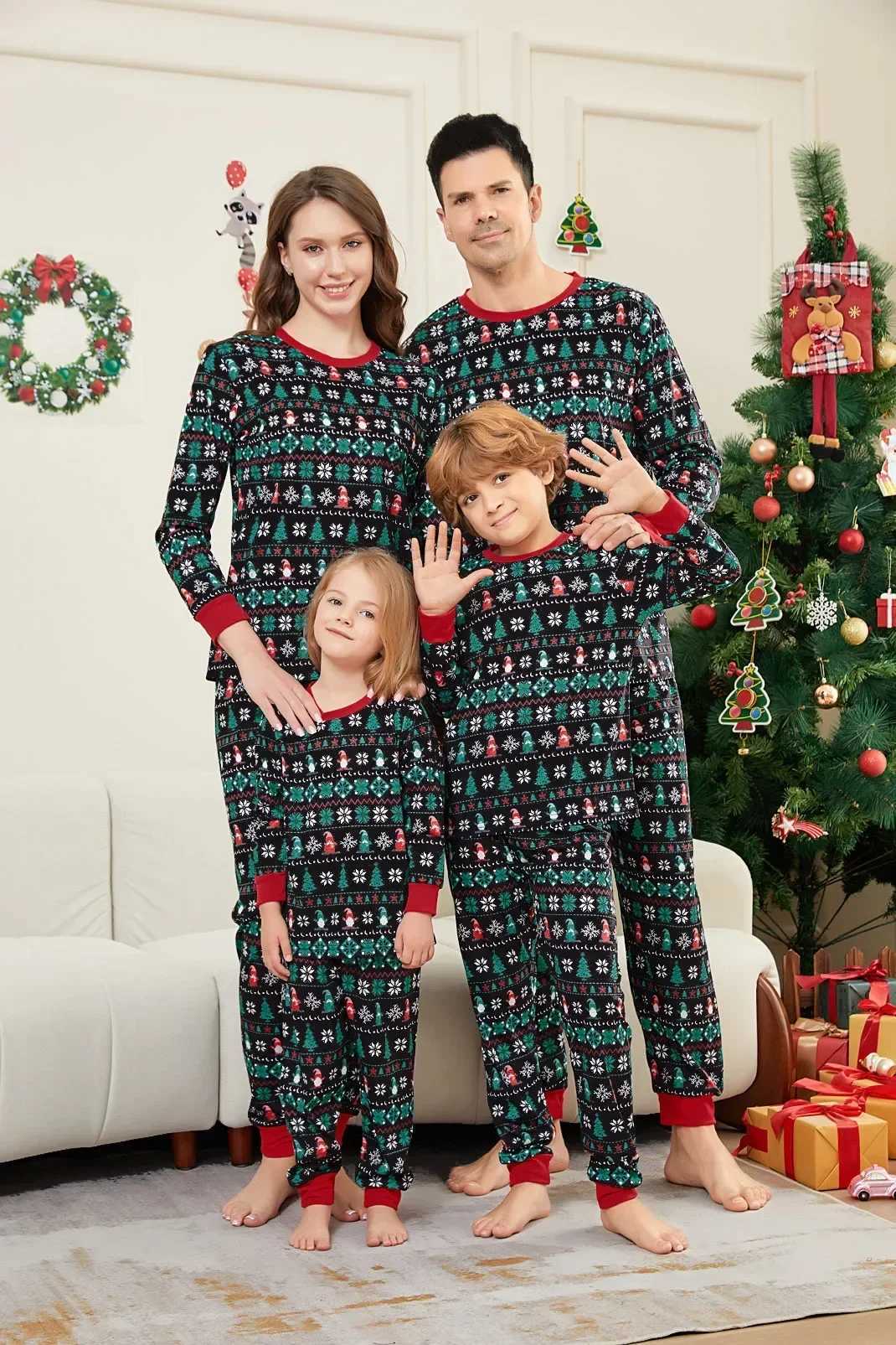 New Arrival Allover Print Christmas Pajamas Set Parent-child Matching Outfits Casual 2 Pcs Suit Baby Dog Romper Xmas Family LookXJ241008