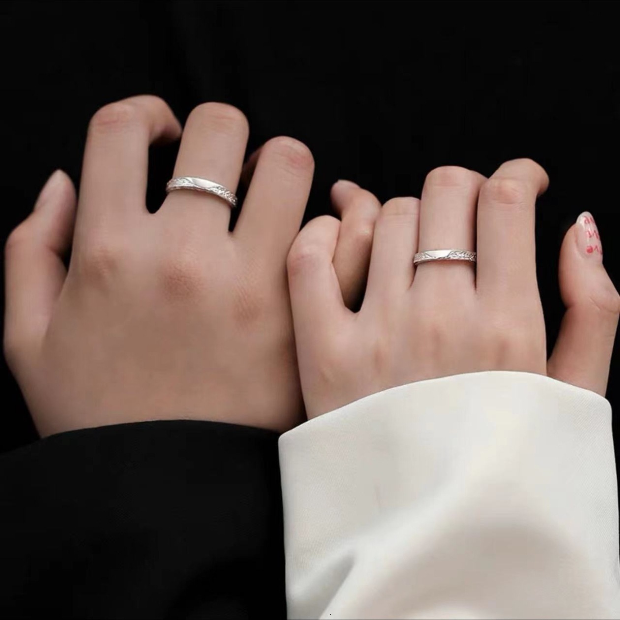 light luxury plain index finger ring, niche men's and women's tail rings, open mouth couple ring