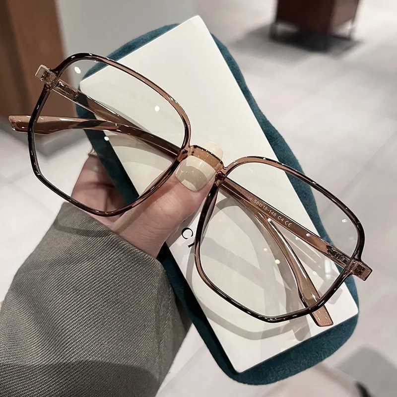 Ultra Light Myopia Glasses Men Women Minus Diopter Eyeglasses Trendy Large Size Square Frame Near Sight EyewearX241008