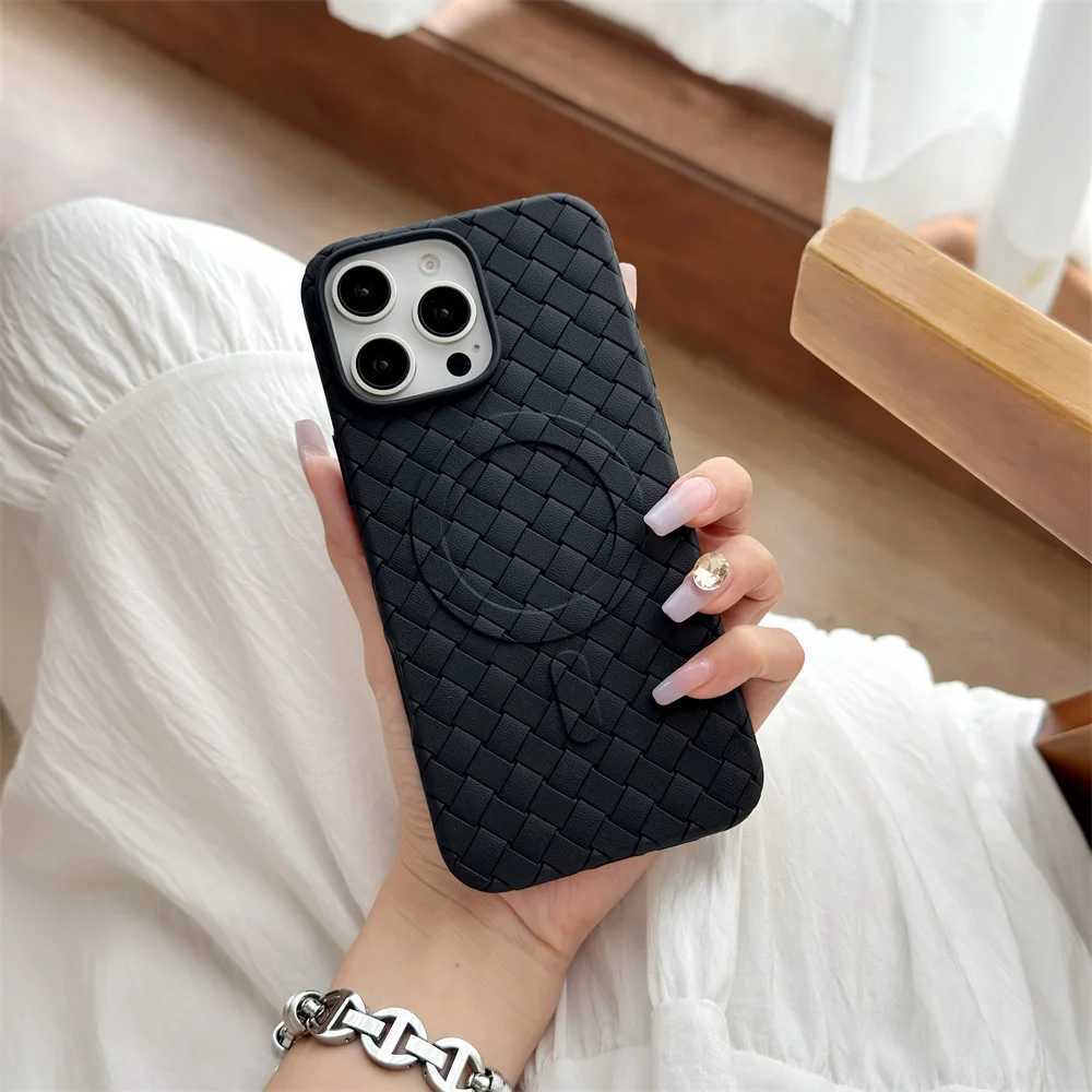 Cellphone Case 16promax case woven pattern soft iPhone 16 15 14 12 13 16 Pro Max 11 16Plus magnetic wireless charging cover G241008