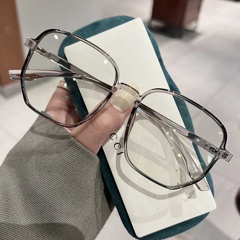 Ultra Light Myopia Glasses Men Women Minus Diopter Eyeglasses Trendy Large Size Square Frame Near Sight EyewearX241008