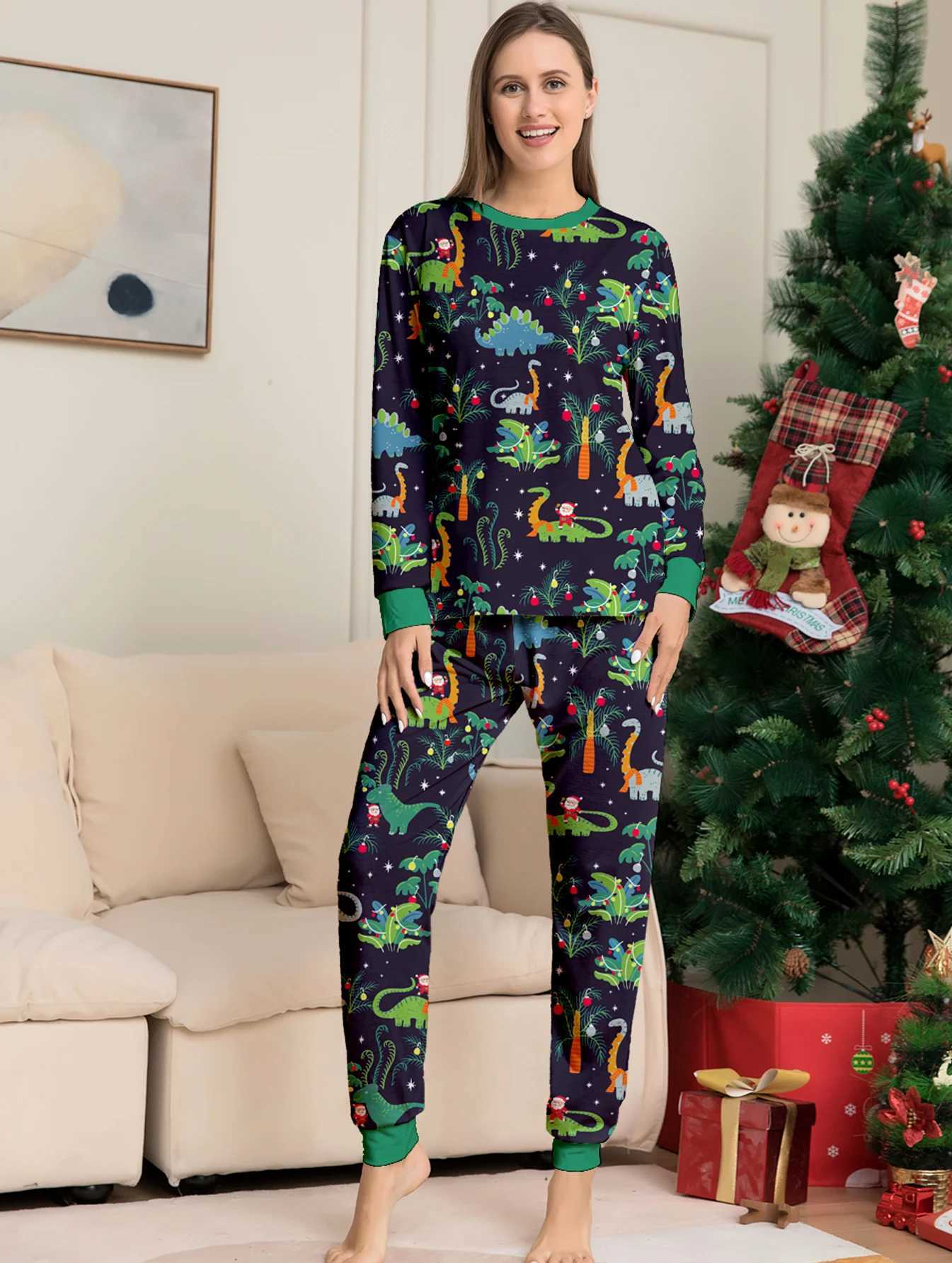 2024 Christmas Pajama Set Santa Claus and Elf Printing Parent Child Matching Set Family Appearance 2-piece Set Baby and Dog jumpsuit New Years clothin