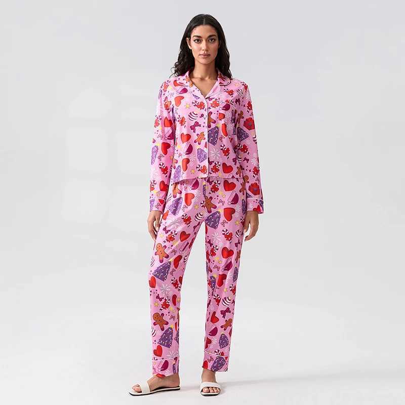 2015 New Family Matching Christmas Pajama Set with Heart Shaped Printed Long Sleeve Top and Autumn/Winter Elastic Waist Pants W241008