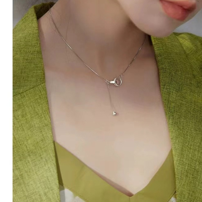 tassel collarbone chain, women's niche design, light accessories, simple and cool breeze