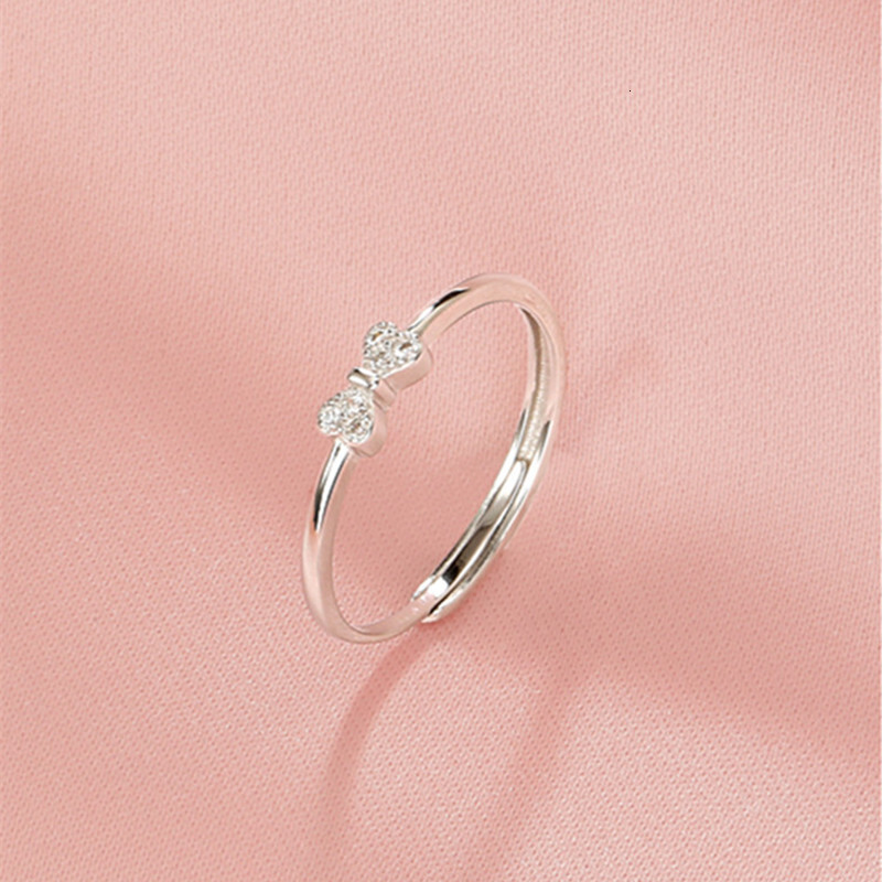 Small diamond bow ring, light luxury, niche, exquisite silver plating, high-end temperament, fashionable index finger ring