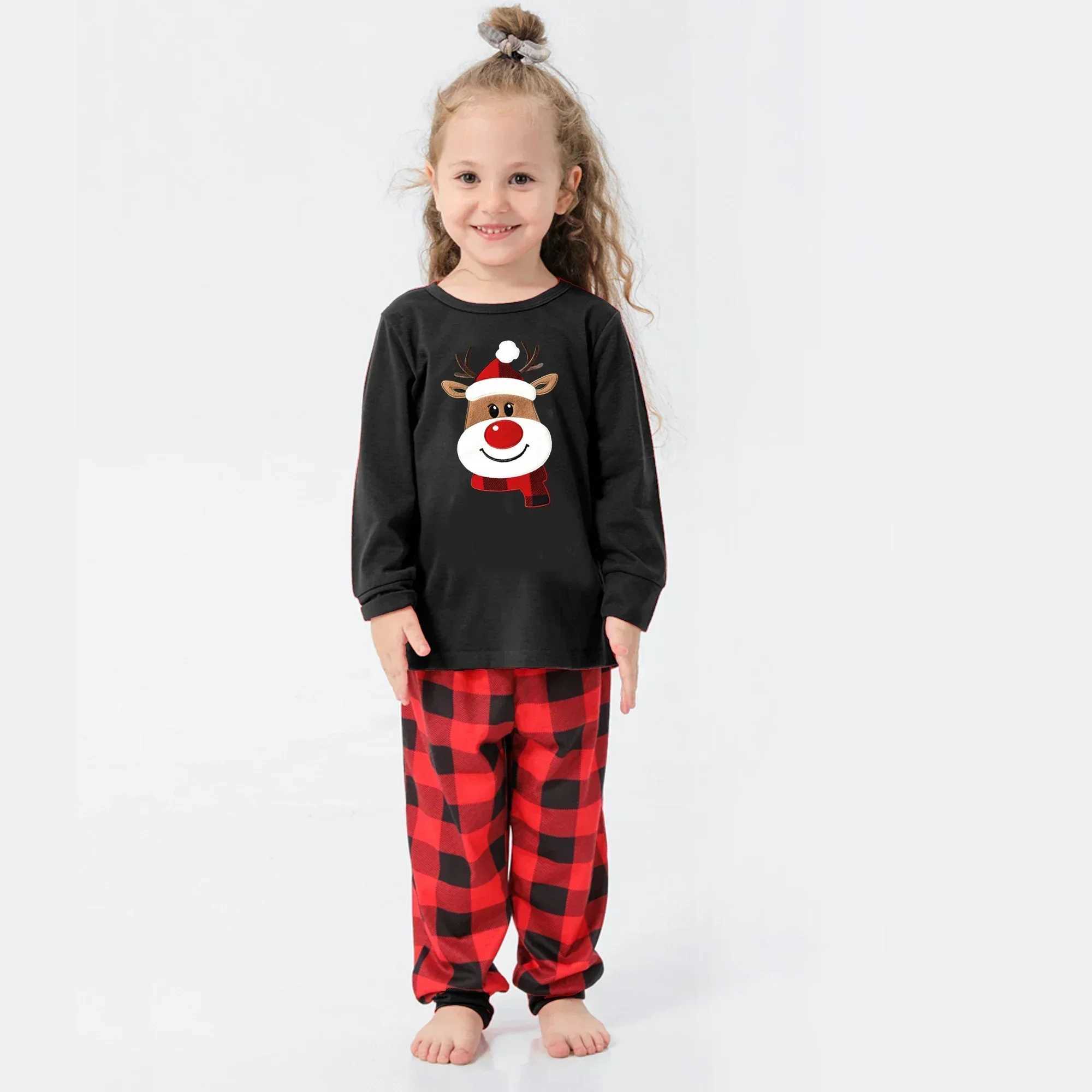 New Christmas 2024 Cartoon Deer Printed Pajama Set Family Matching Set Soft 2-piece Set Casual Clothing Baby Dog jumpsuit Christmas Appearance W241008