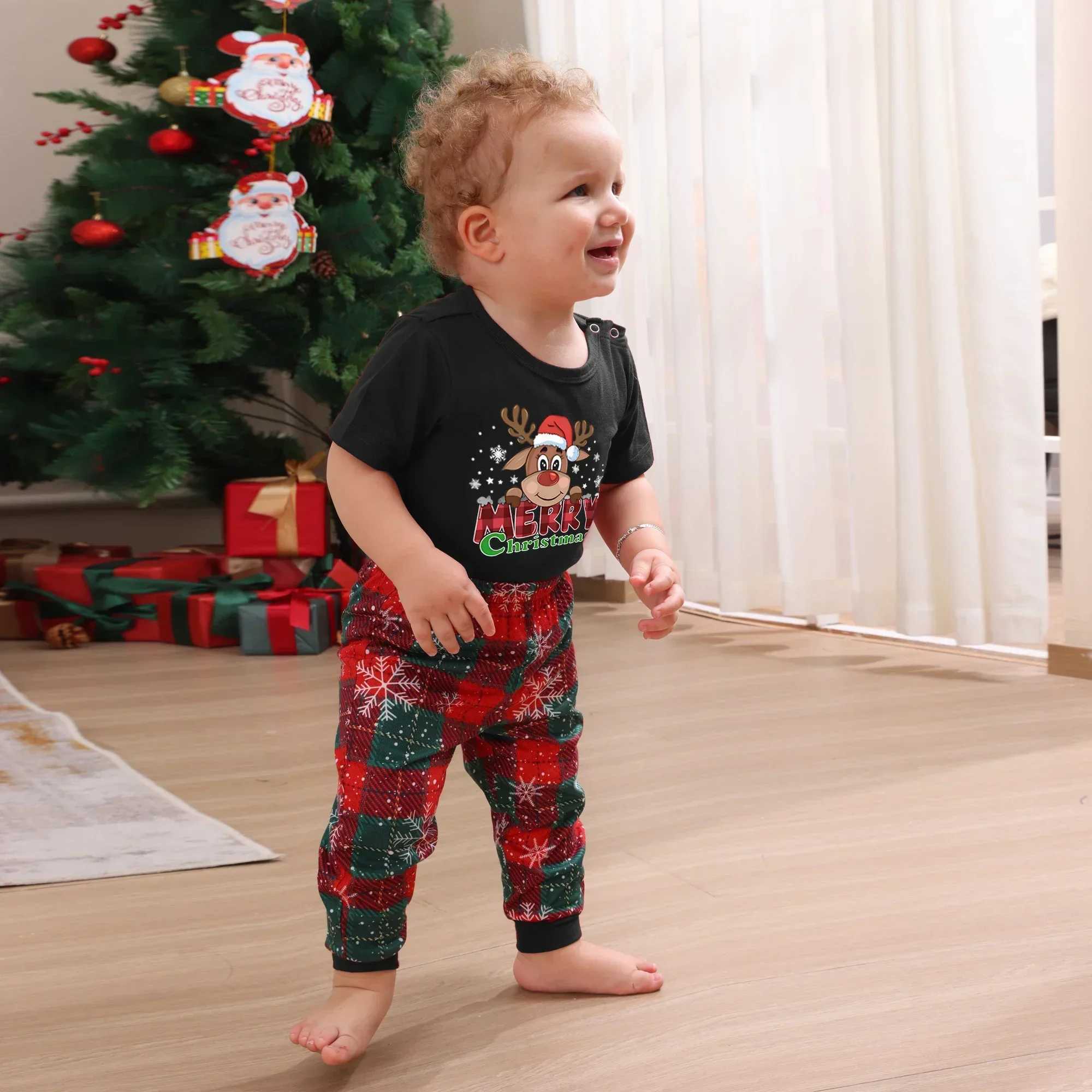 New 2024 Christmas Camel print matching pajama set suitable for family short sleeved top+long pants 2-piece set family clothing Christmas appearance p